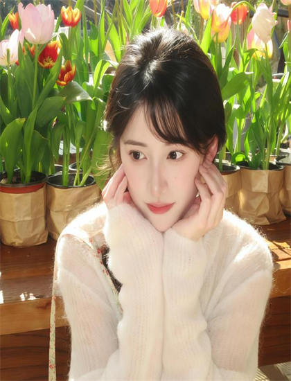 《不速之客II》拍摄技巧分析：镜头语言与画面构图探讨